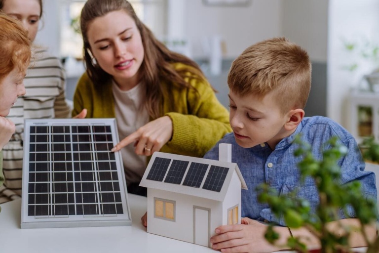 Fondo Reddito Energetico Per Gli Impianti Fotovoltaici: è Ufficiale ...